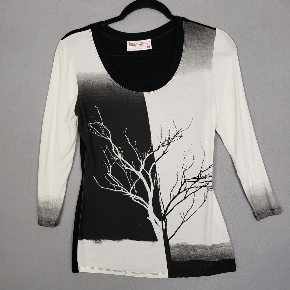Tango Mango Colorblock Tred Graphic Top Black Witchy Whimsigoth Artsy Size S